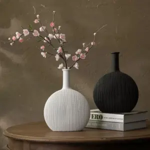 Cascading Ripples vase