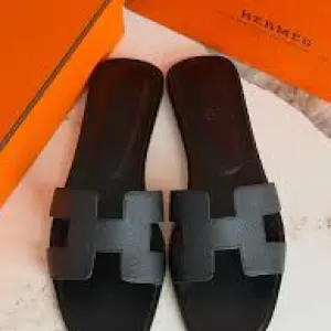 Hermès Oran Sandals