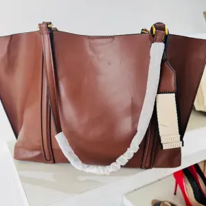 Zara Basic Shopper Bag