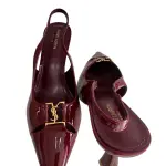 Channel Pointed Toe in a Gold-tone