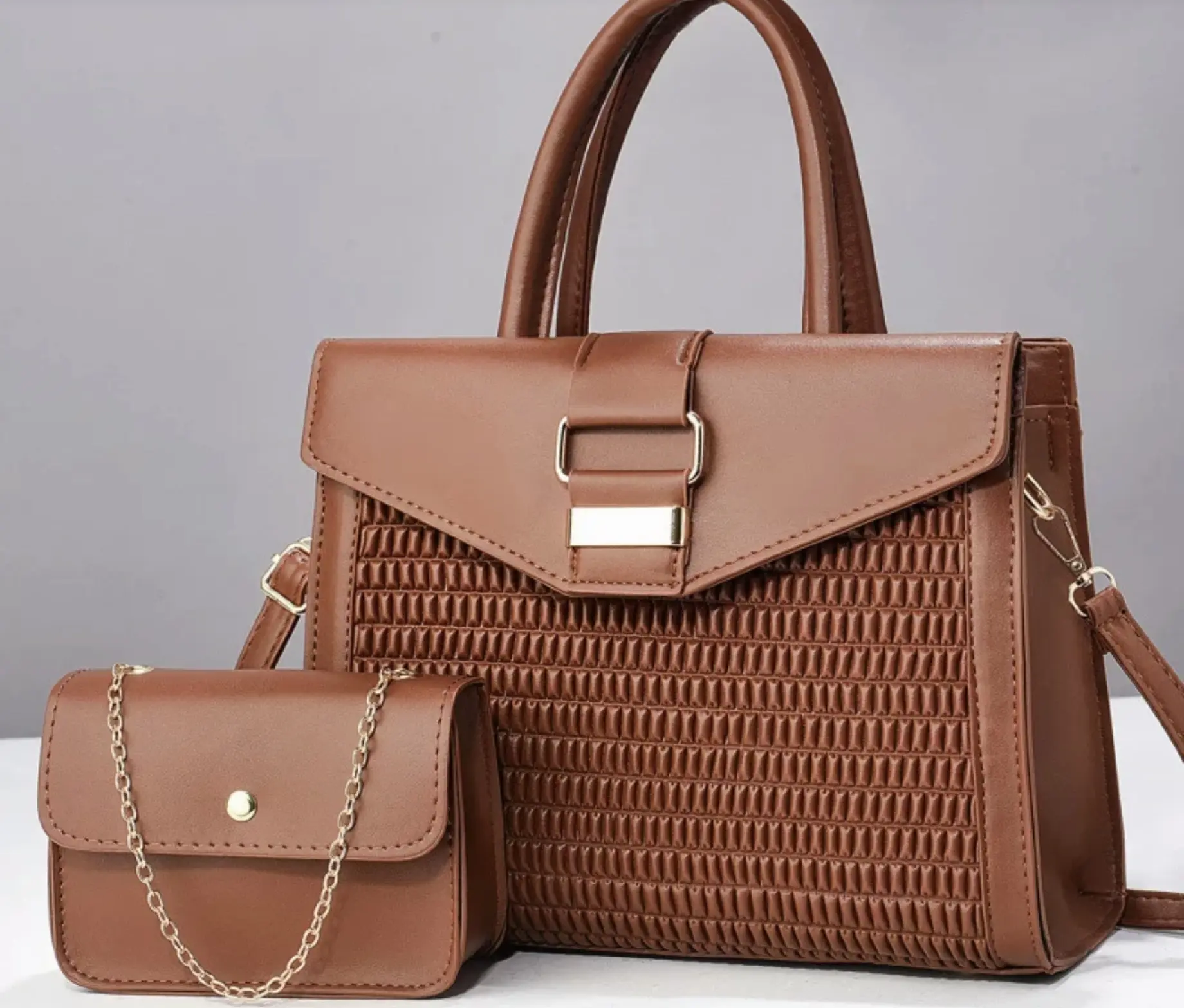 Fashionable Ladies bag for special ocassions