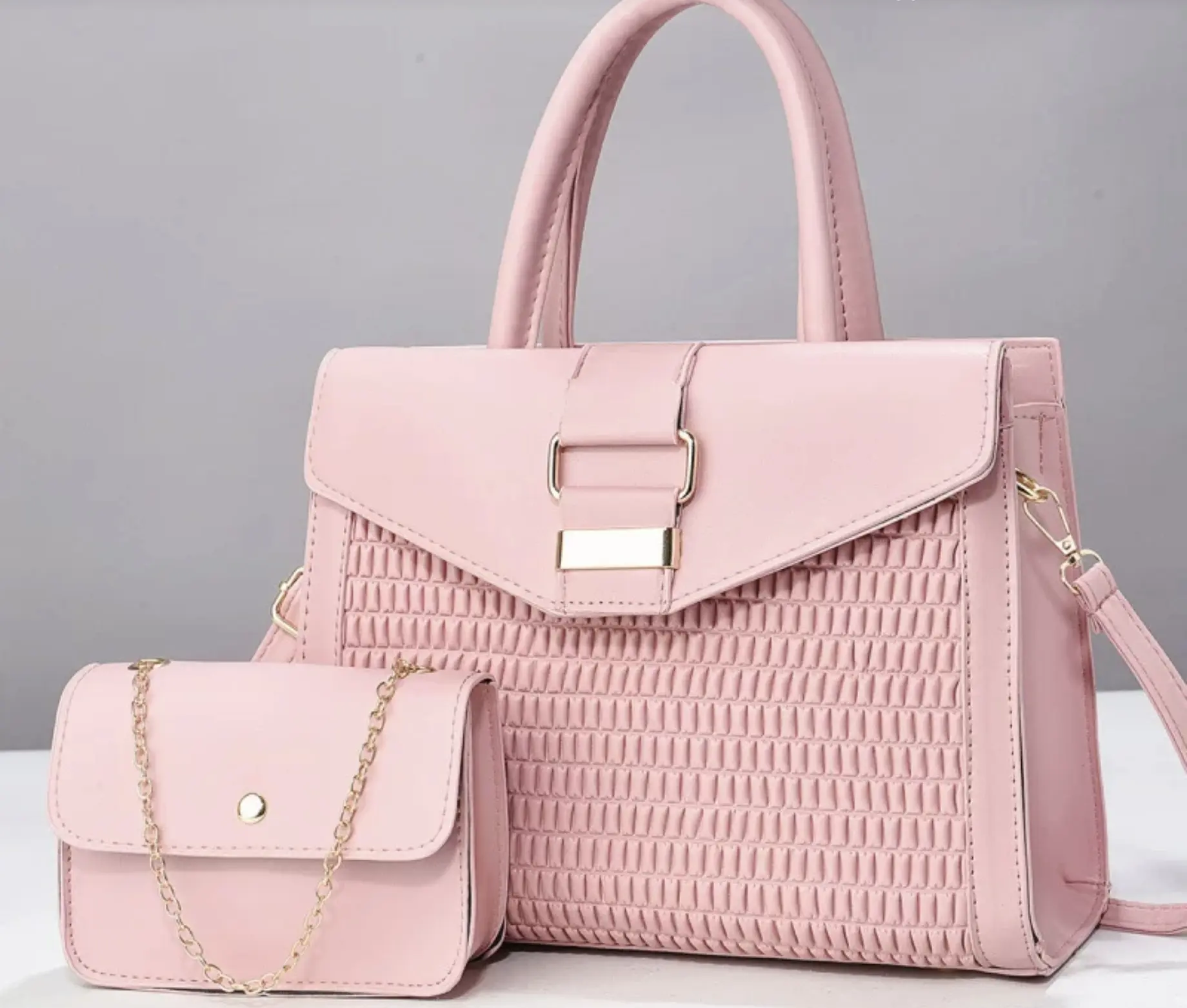Fashionable Ladies bag for special ocassions
